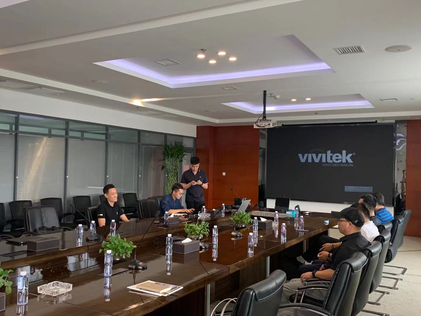 天津电科信息技术有限公司总经理受邀参观麒麟软件有限公司